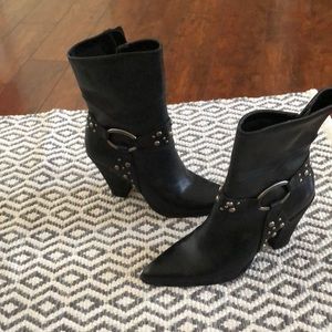 Harley Davidson riding heels